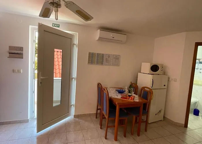 דירה Kata ויר